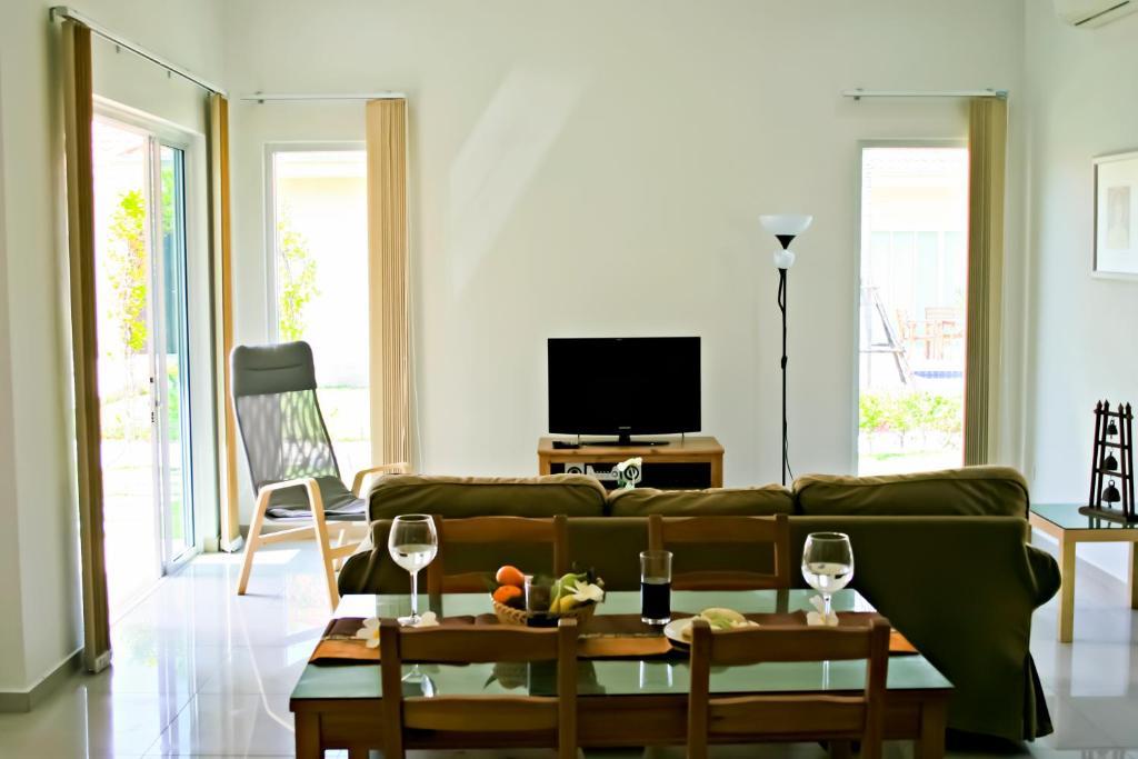 Garden Hills Villa Resort تشا أم الغرفة الصورة